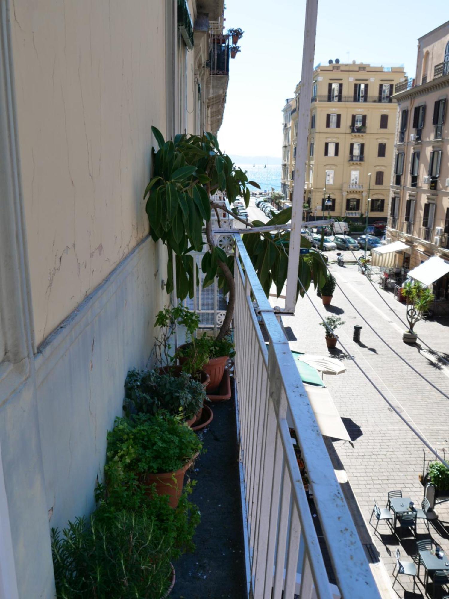 Bed and Breakfast Salotto Sommer à Naples Extérieur photo