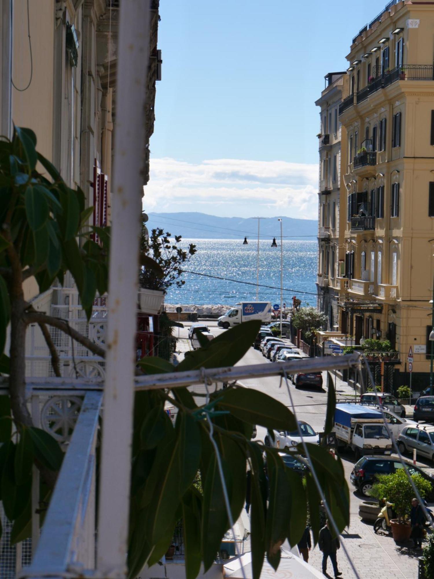 Bed and Breakfast Salotto Sommer à Naples Extérieur photo
