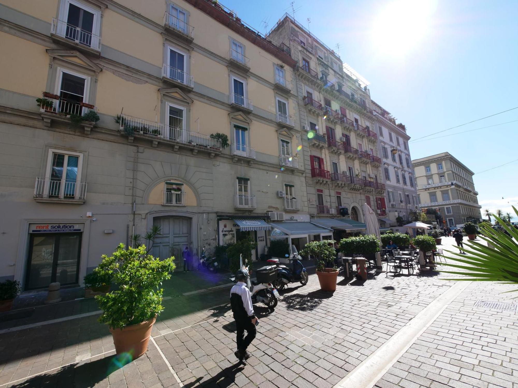 Bed and Breakfast Salotto Sommer à Naples Extérieur photo
