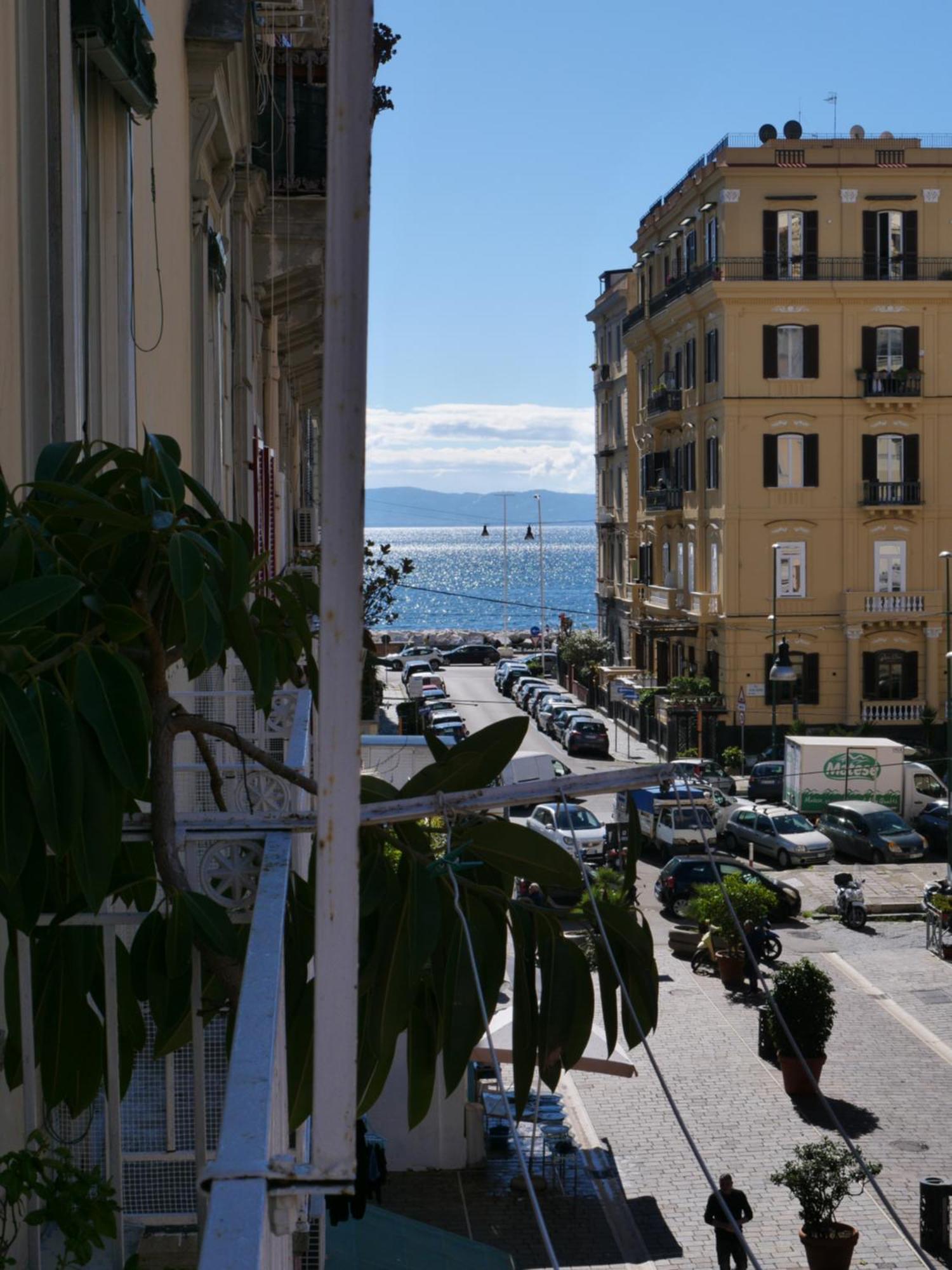 Bed and Breakfast Salotto Sommer à Naples Extérieur photo